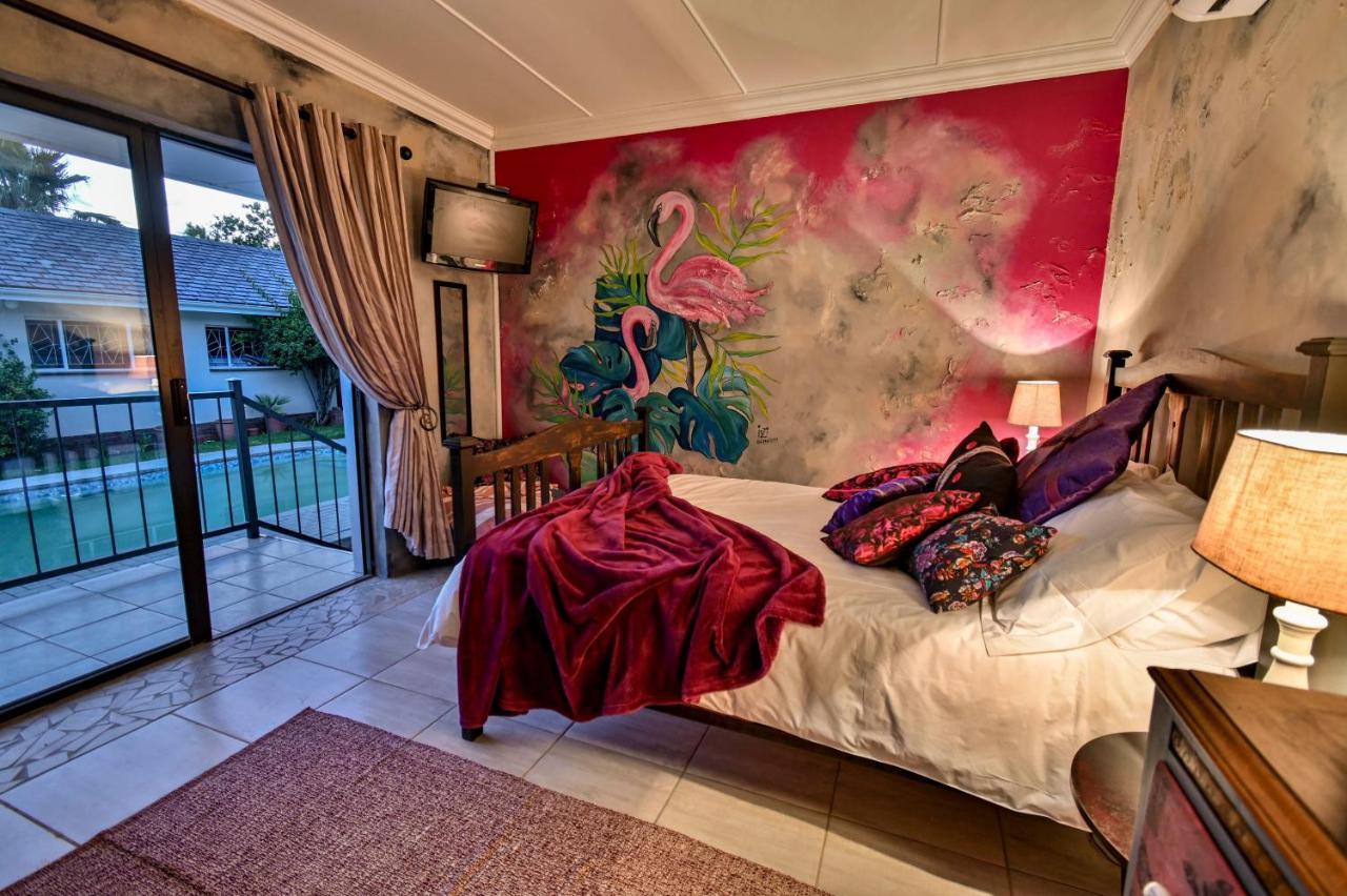 Iszis Guest House Bloemfontein Exteriör bild